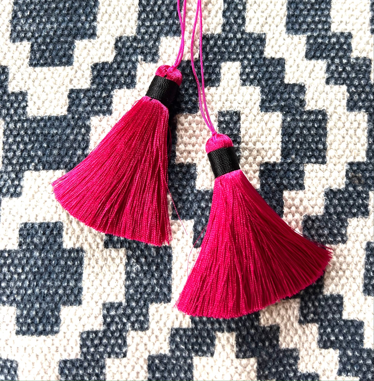 Pick 'n' Mix Silky Tassel