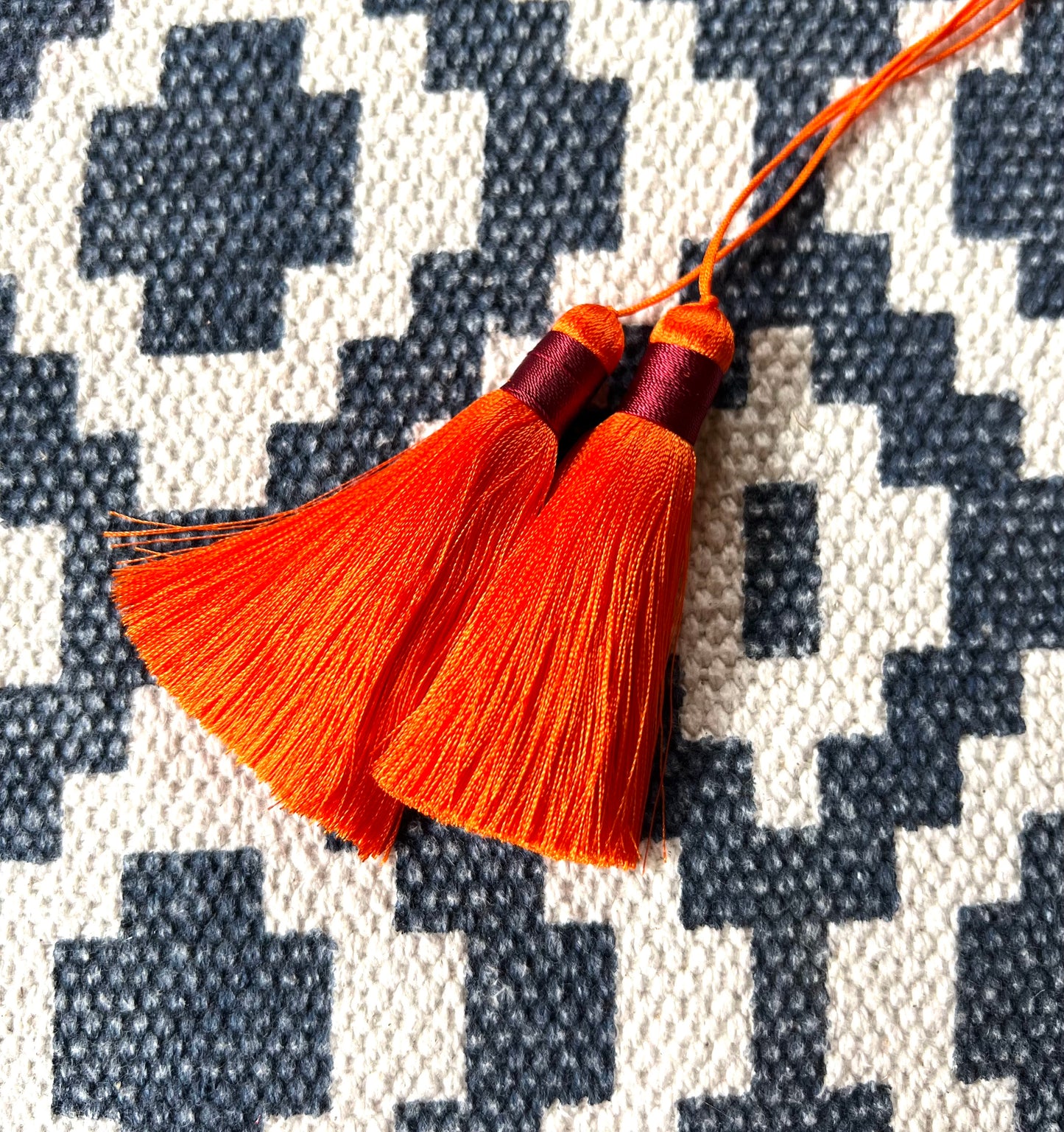Pick 'n' Mix Silky Tassel