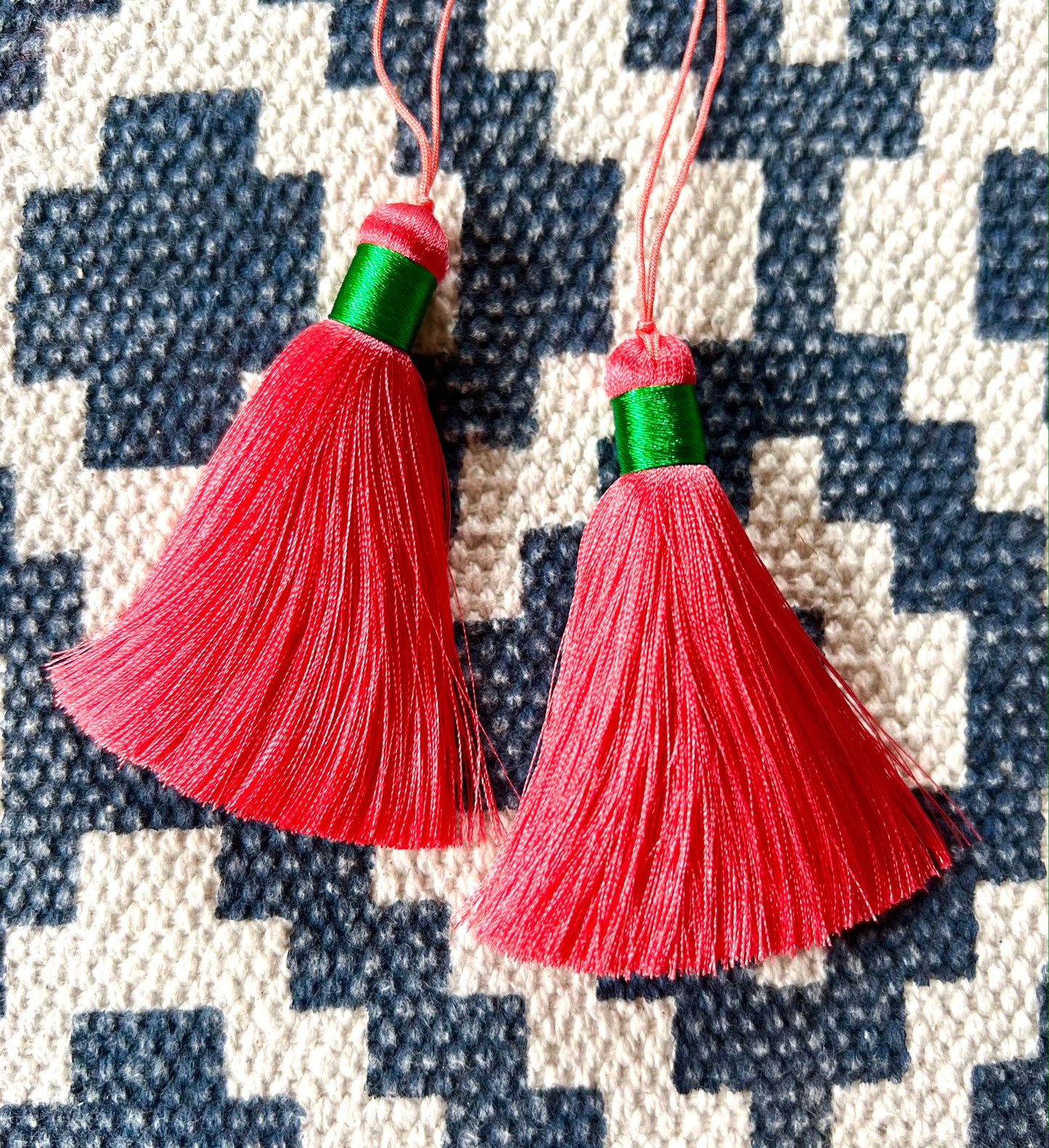 Pick 'n' Mix Silky Tassel