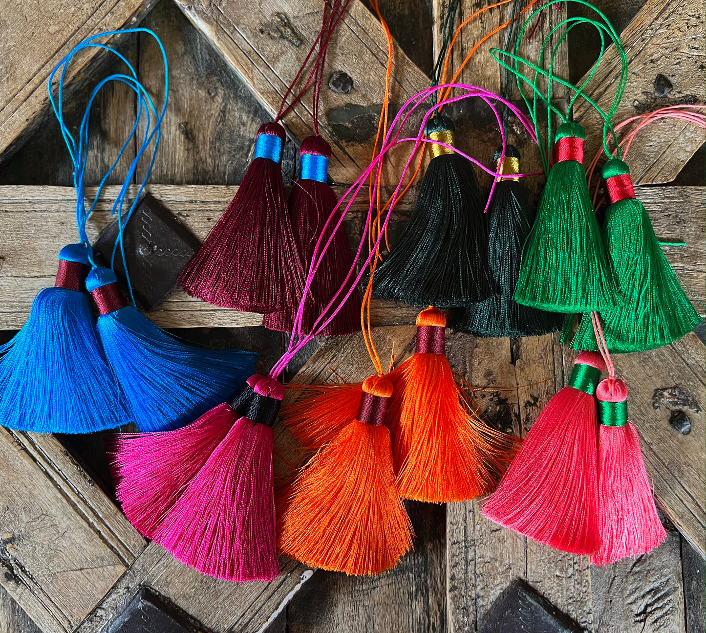 Pick 'n' Mix Silky Tassel